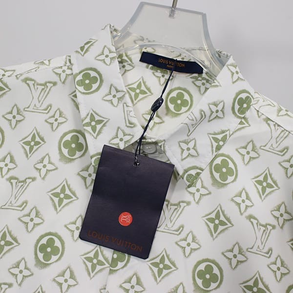 最新でオシャレルイヴィトン モノグラムロングスリーブコットンシャツ フェイク 1ABJLM
